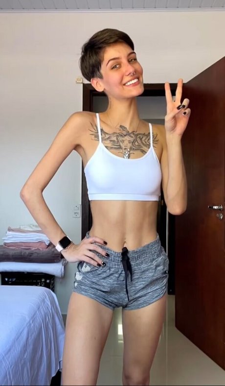 Livianmenegalii leaked onlyfans photos