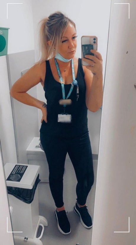 Leaxxxxx onlyfans images