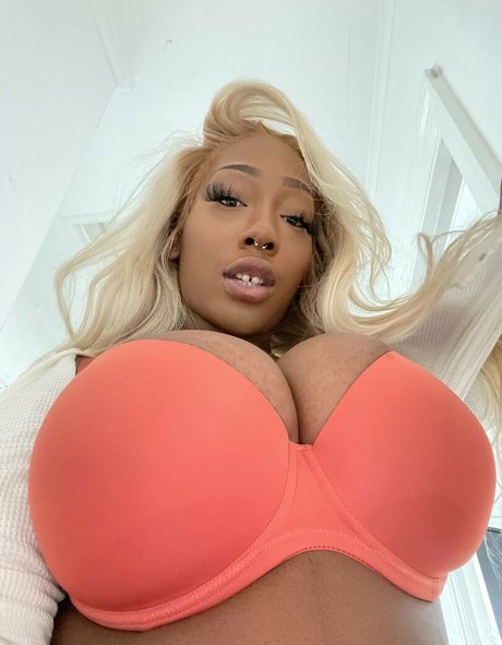 Effy Flame sex onlyfans