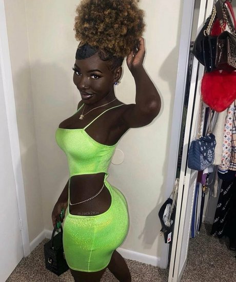 Cyn Kaine leaked onlyfans pics