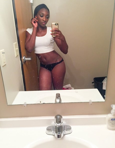 Dnay Baptiste nude onlyfans pics