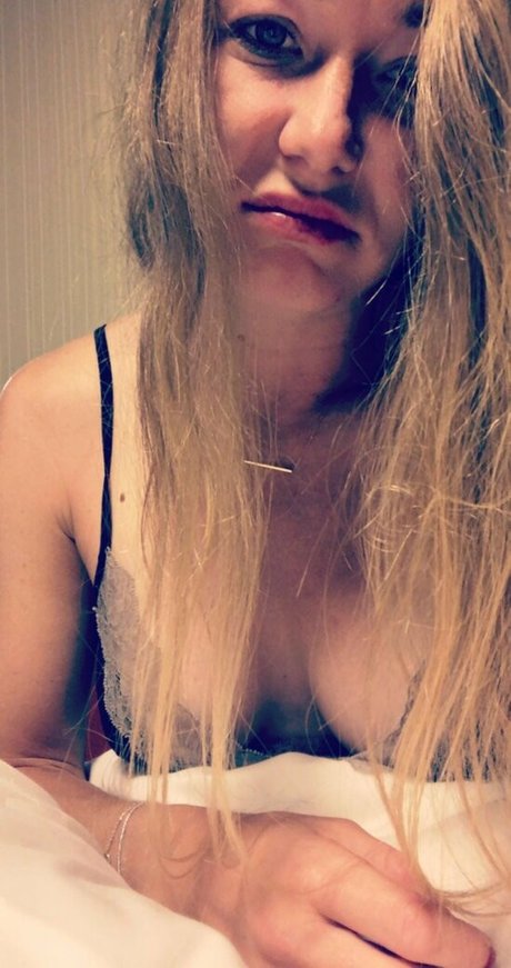 Julia Glushko Profile pic