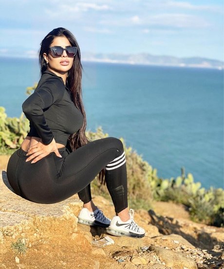 Amira Mounir Srarfi leaked naked onlyfans