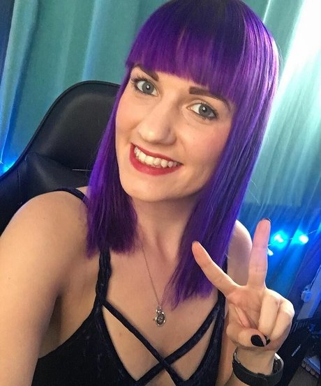 Boardgameyogi tits onlyfans