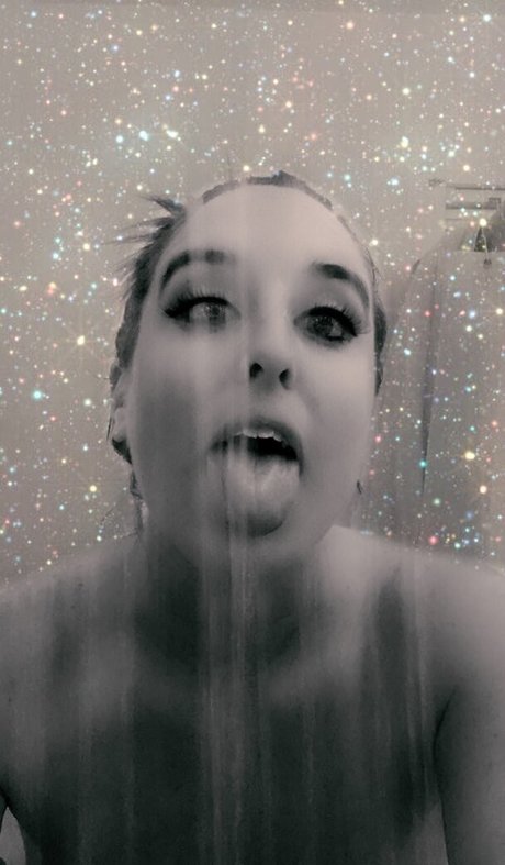 Twins Clever Clover onlyfans leaked nude