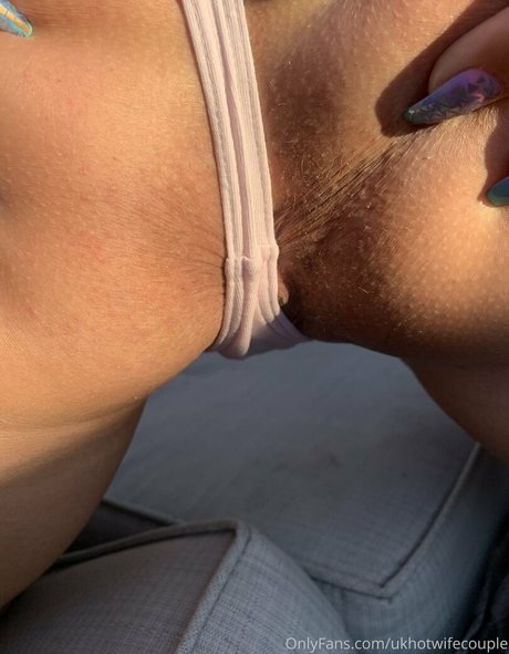 ukhotwife free onlyfans