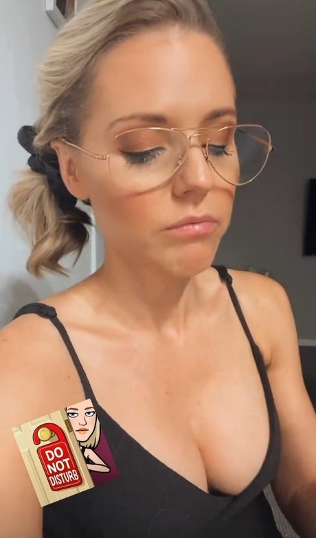 Stephanie Waring naked onlyfans leaked