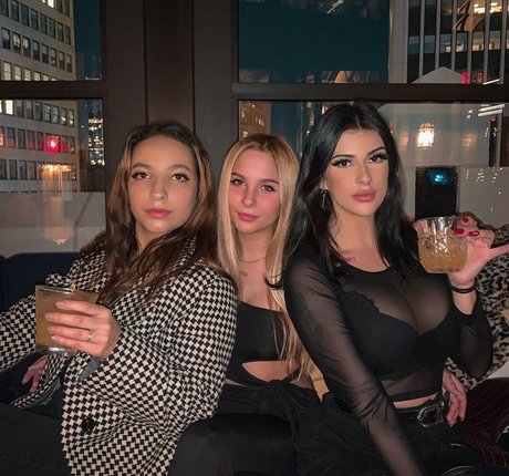 Kenna Vita nude onlyfans leaks