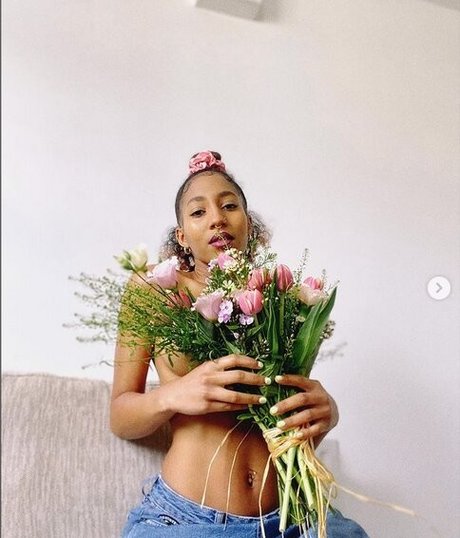 Tantric Tee onlyfans nude leak