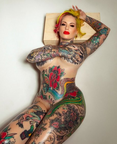 Kandyisbadass naked onlyfans