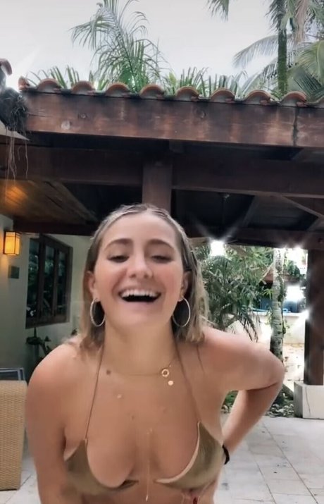 Juliana Sanchez onlyfans naked leaked