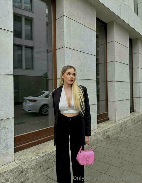 alicebrightt new onlyfans leak