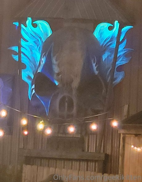 geekikitten onlyfans desnuda