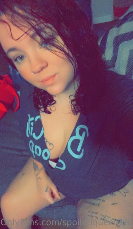 spoiledqueen180 topless onlyfans