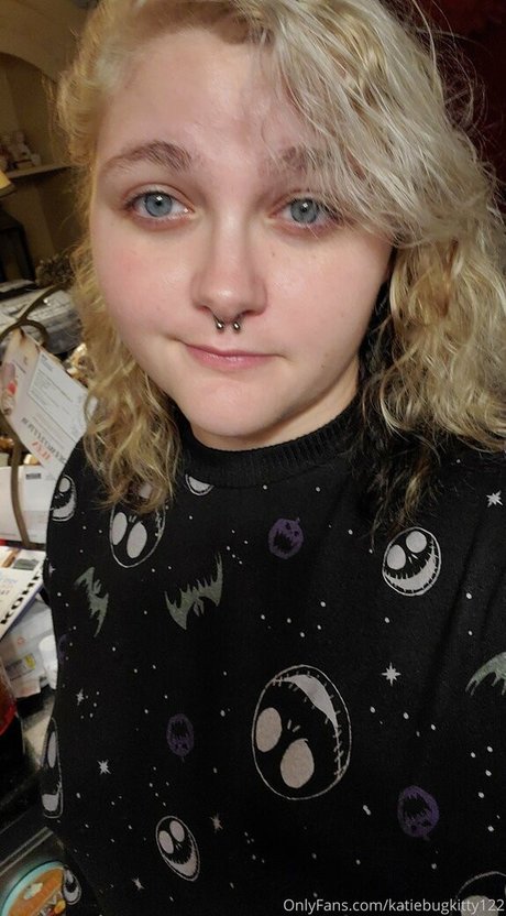 katiebugkitty122 only fans leaked
