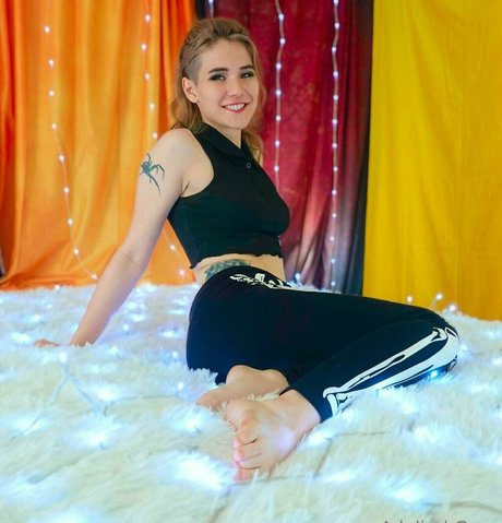 adalindgrayxo onlyfans naked leak