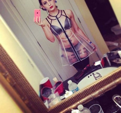 MalAfterMidnight onlyfans hot