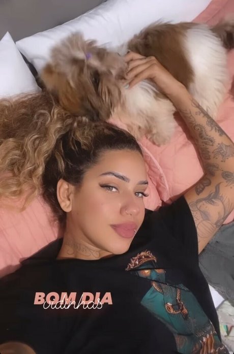 Muito Linda nude onlyfans