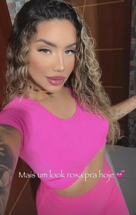 Muito Linda nude onlyfans leaks