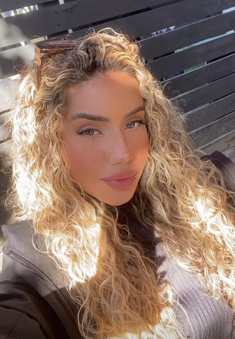 Muito Linda only fans.