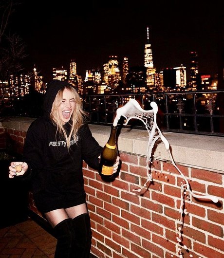 teen fake tits onlyfans pornographic pictures