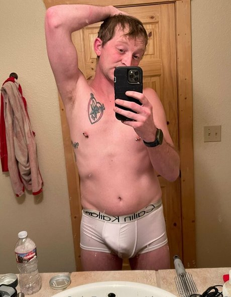 thatoneguy 93 onlyfans sexy