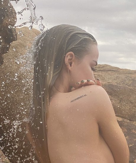 Dove Cameron onlyfans pics leaked