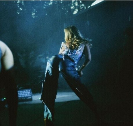 Zara Larsson onlyfans nude