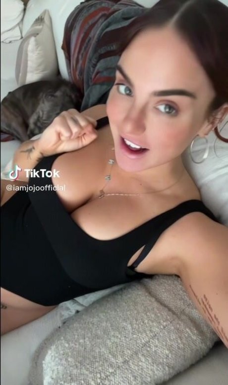 Joanna Jojo Levesque nude on onlyfans