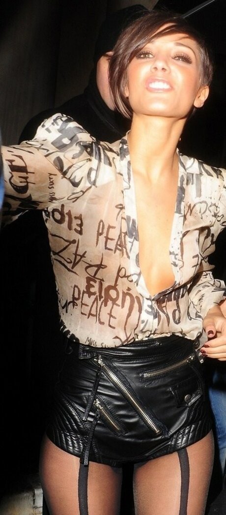 Frankie Bridge onlyfans ass