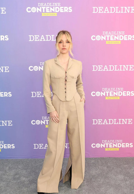 behind onlyfans best pic