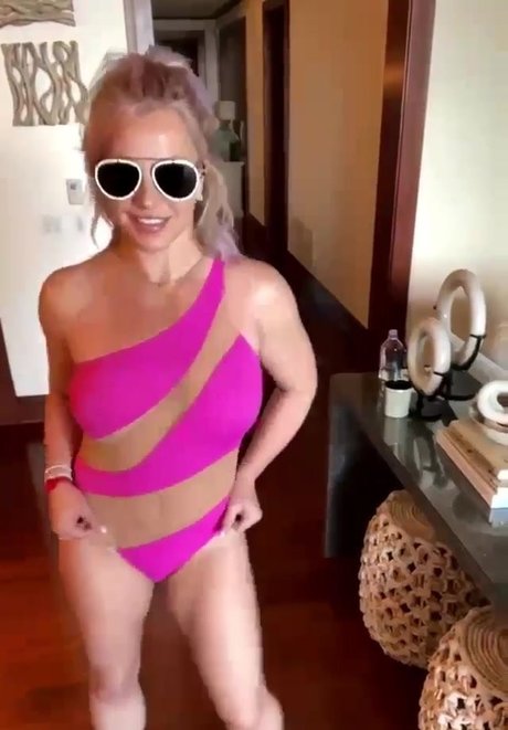 wife blowjob onlyfans pornographic selfie