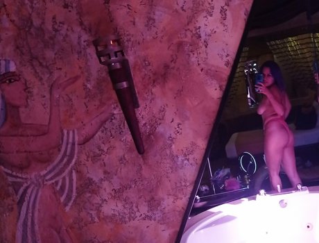 lilamagentasx onlyfans nude pics