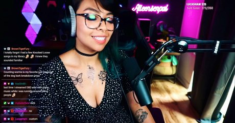 Aileen Senpai onlyfans leak