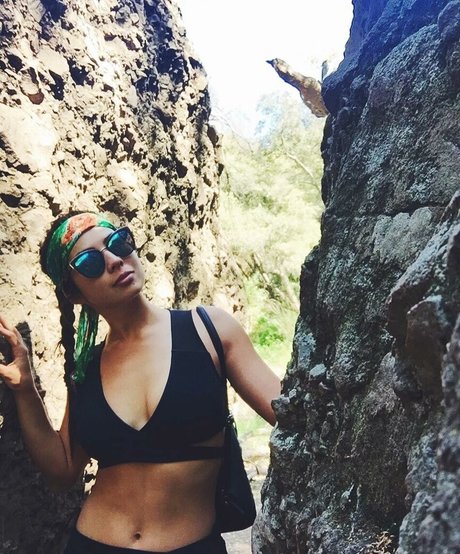 CarolineKwan onlyfans leak ass