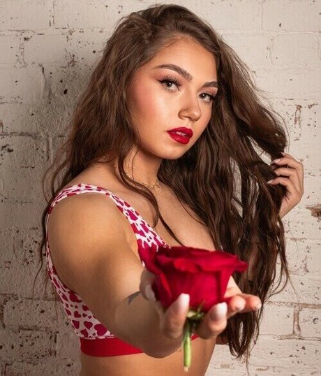 Skye Dolecki onlyfans public photos