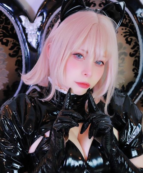 Yuriko Tiger onlyfans strip