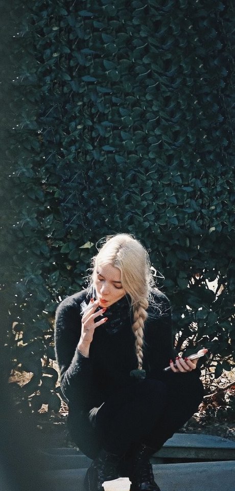 tattooed shemale onlyfans beautiful still