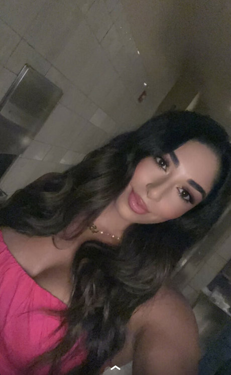 Mary Noura onlyfans leak fuck