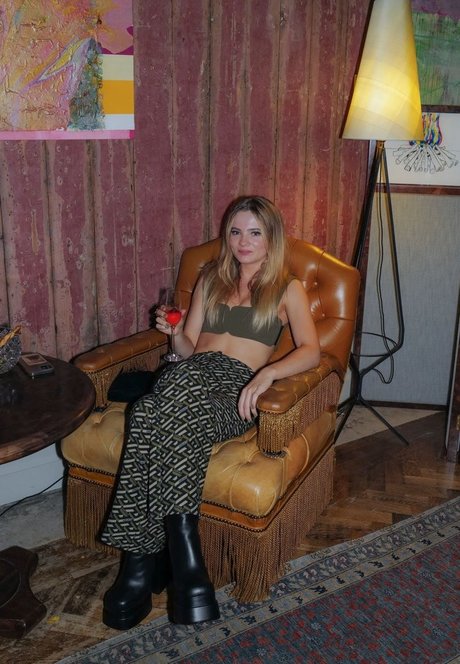 Freya Allan boobs onlyfans