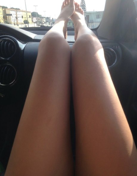 MaimyNyan onlyfans model photos