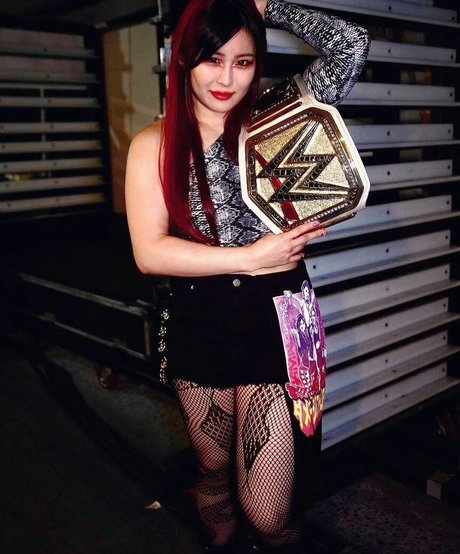 Iyo Sky onlyfans naked