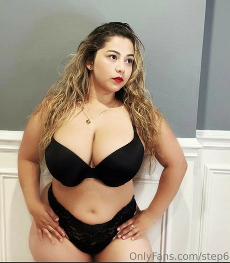 Stephanie Reyes porn onlyfans