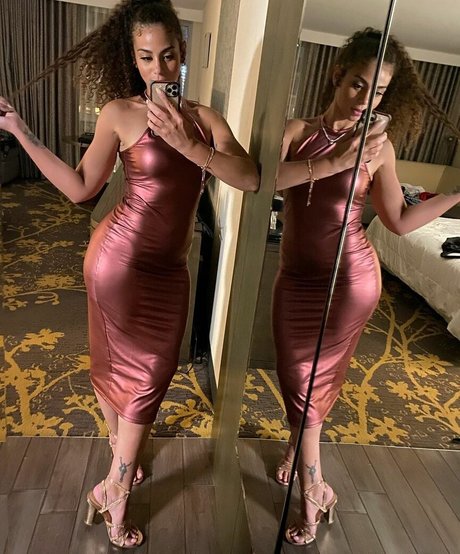 Samantha Irvin onlyfans for free