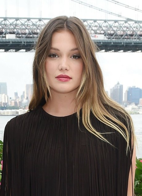 Olivia Holt onlyfans sex leak