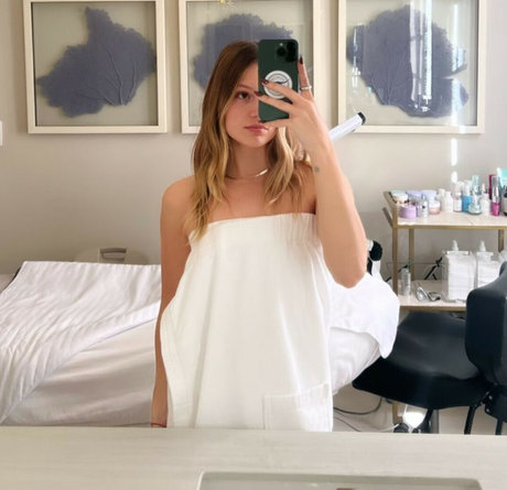 Olivia Holt nude onlyfans leaked