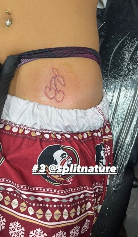 Alexa Meyer onlyfans nsfw