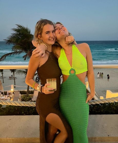 Alexa Meyer sex onlyfans