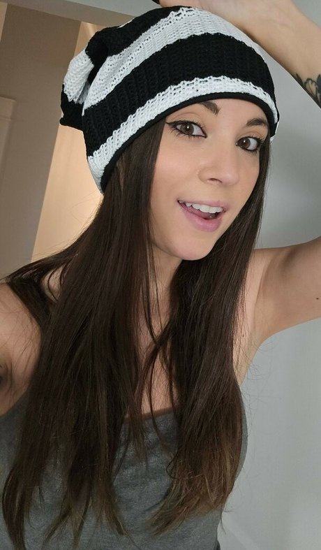 MelonieMac naked onlyfans leaks