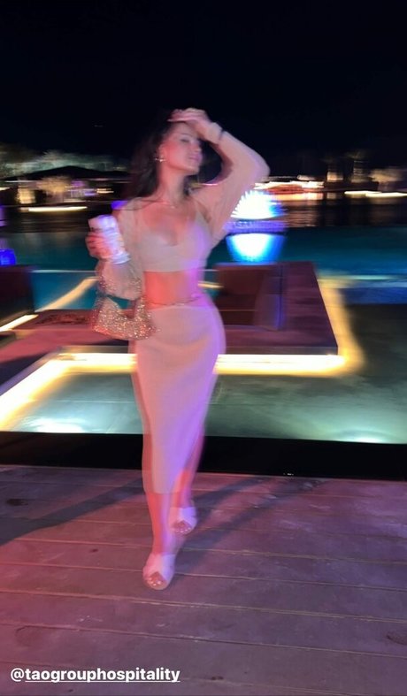 non nude onlyfans sexy nude negative